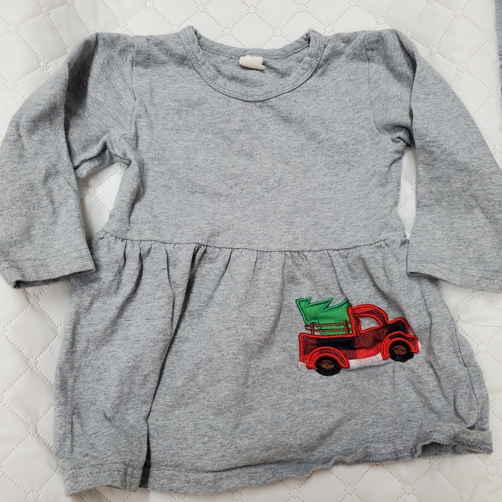 3t? Holiday Top